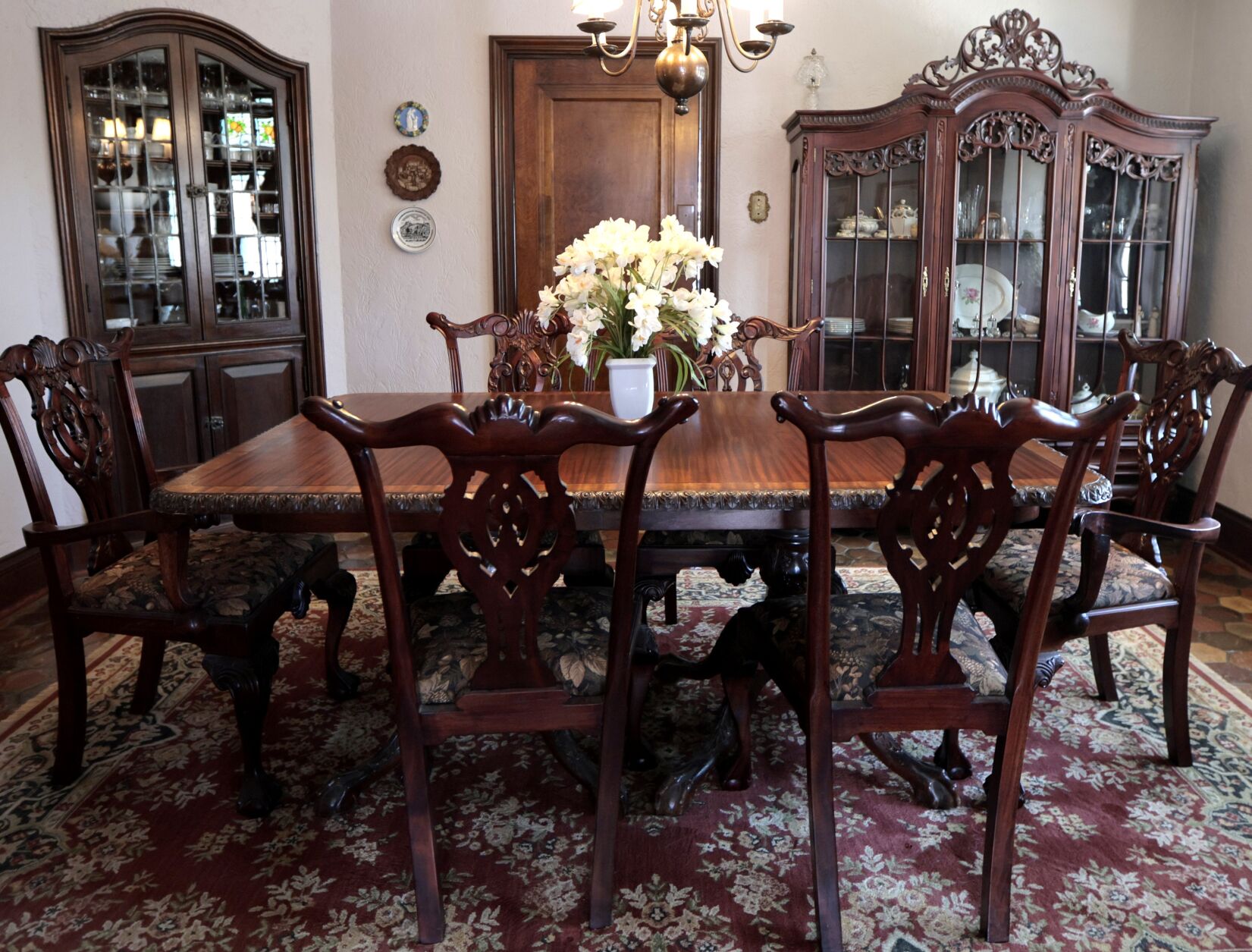 At home with Mary and Jerry Whitley
